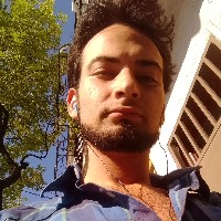 nesecito abrigo de invierno, pantalones y alguna zapatilla o  calzado 